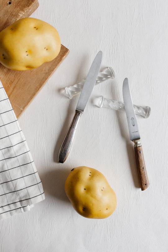 set of 12 vintage french "cristal torsodé" knife rests in original box