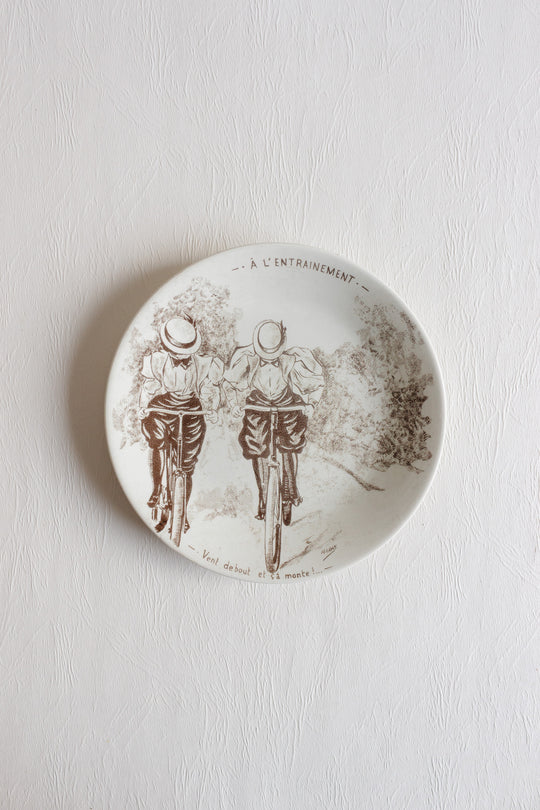 antique french sarreguemines talking plate "à l'entraînement"