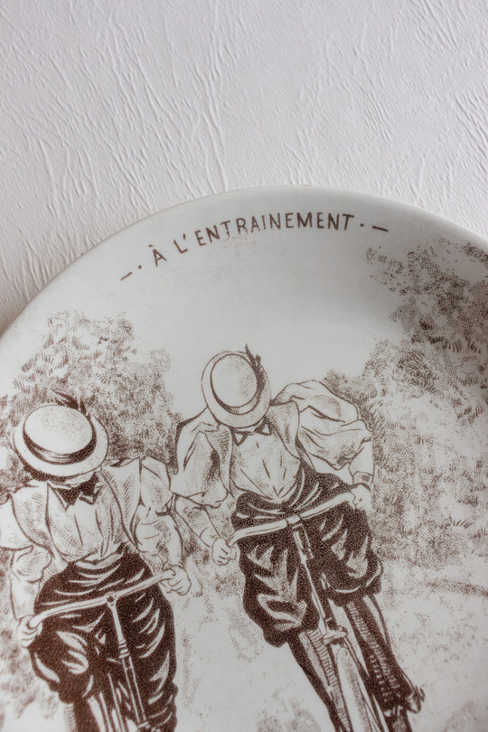 antique french sarreguemines talking plate "à l'entraînement"