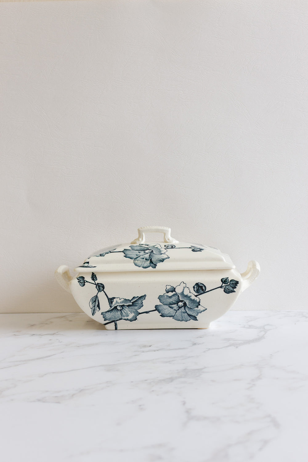 antique french transferware "faïences porcelaines cristaux" tureen