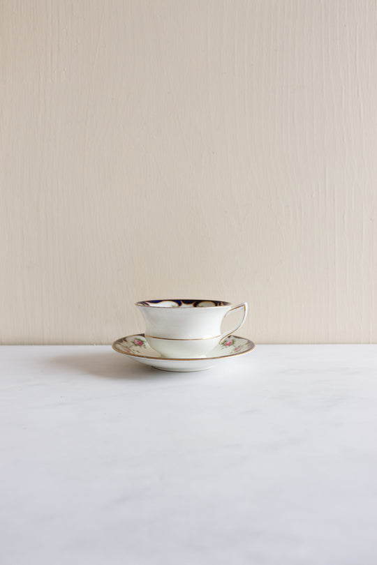 vintage aynsley teacup with miniature roses