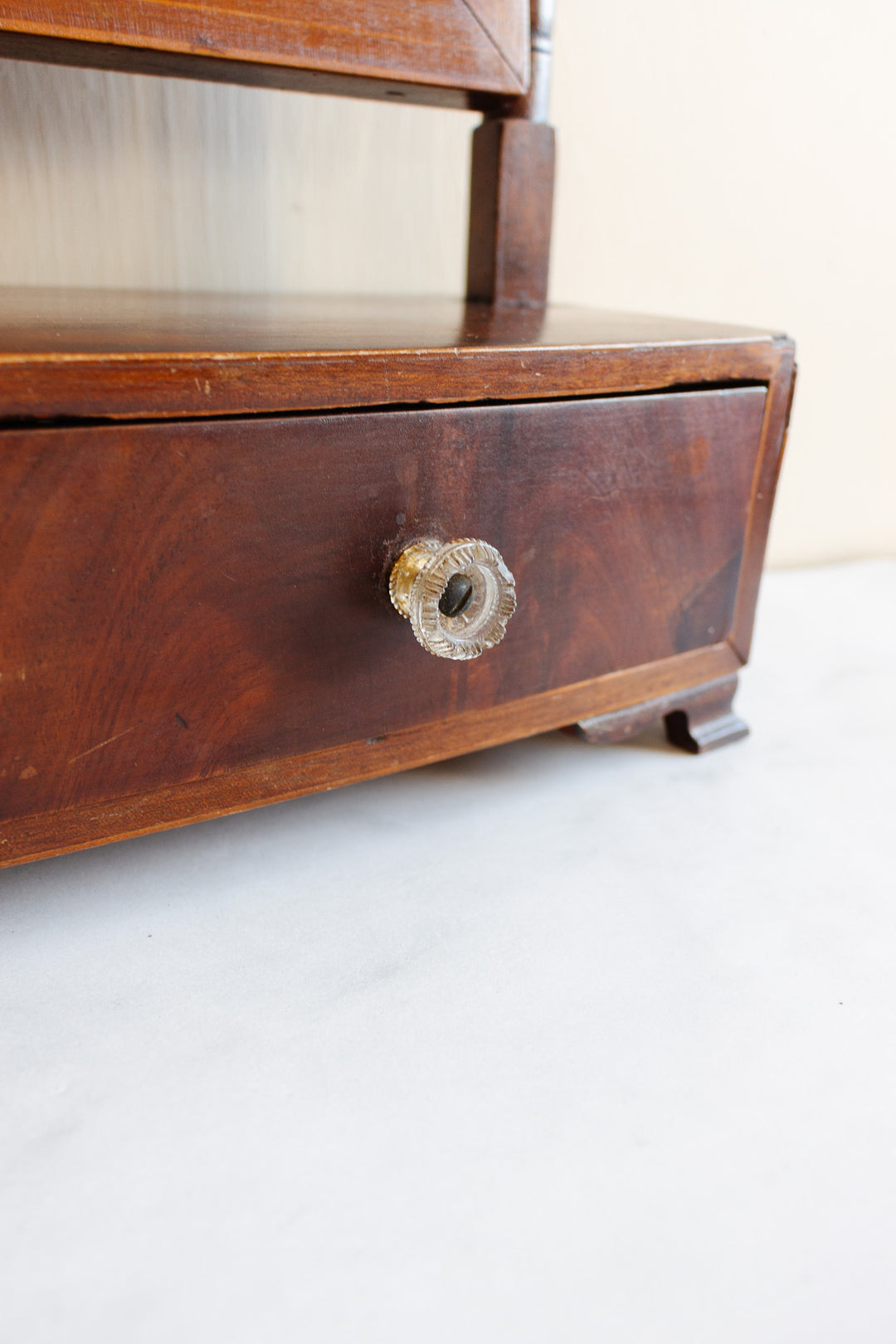 19th century English Regency mahogany dressing table mirror