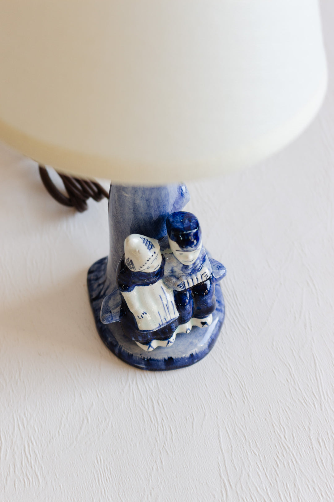 vintage blue and white delft lamp