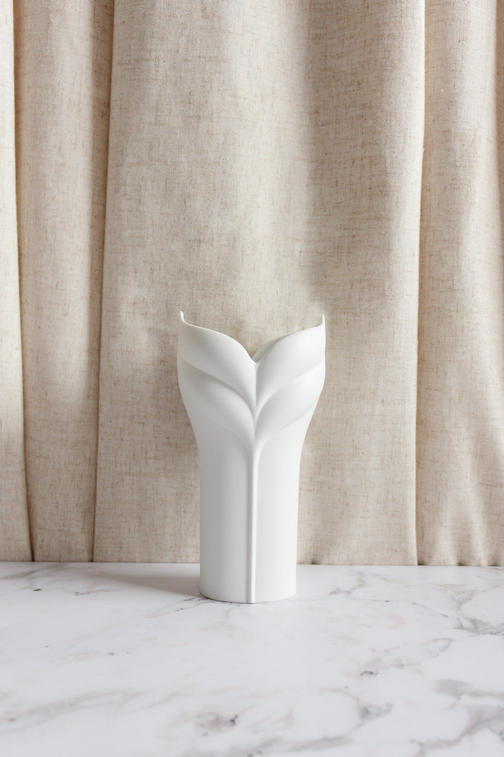 vintage Ute Feyl for Rosenthal studio line calla lily bisque vase