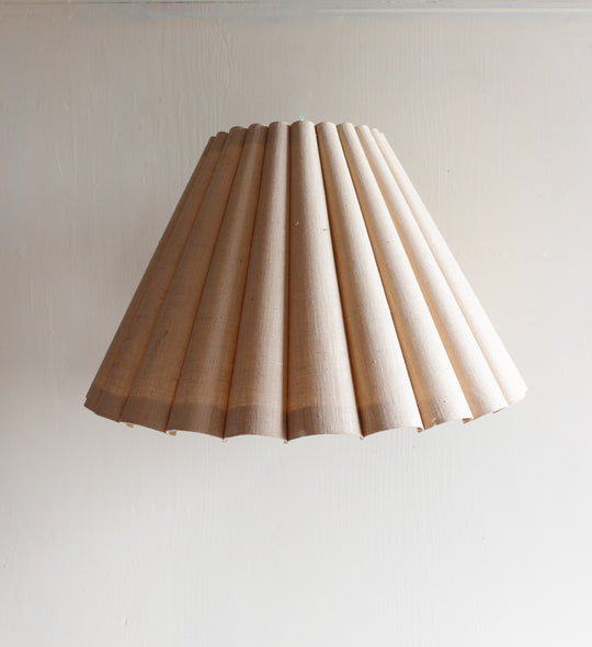 midcentury scalloped linen lamp shade