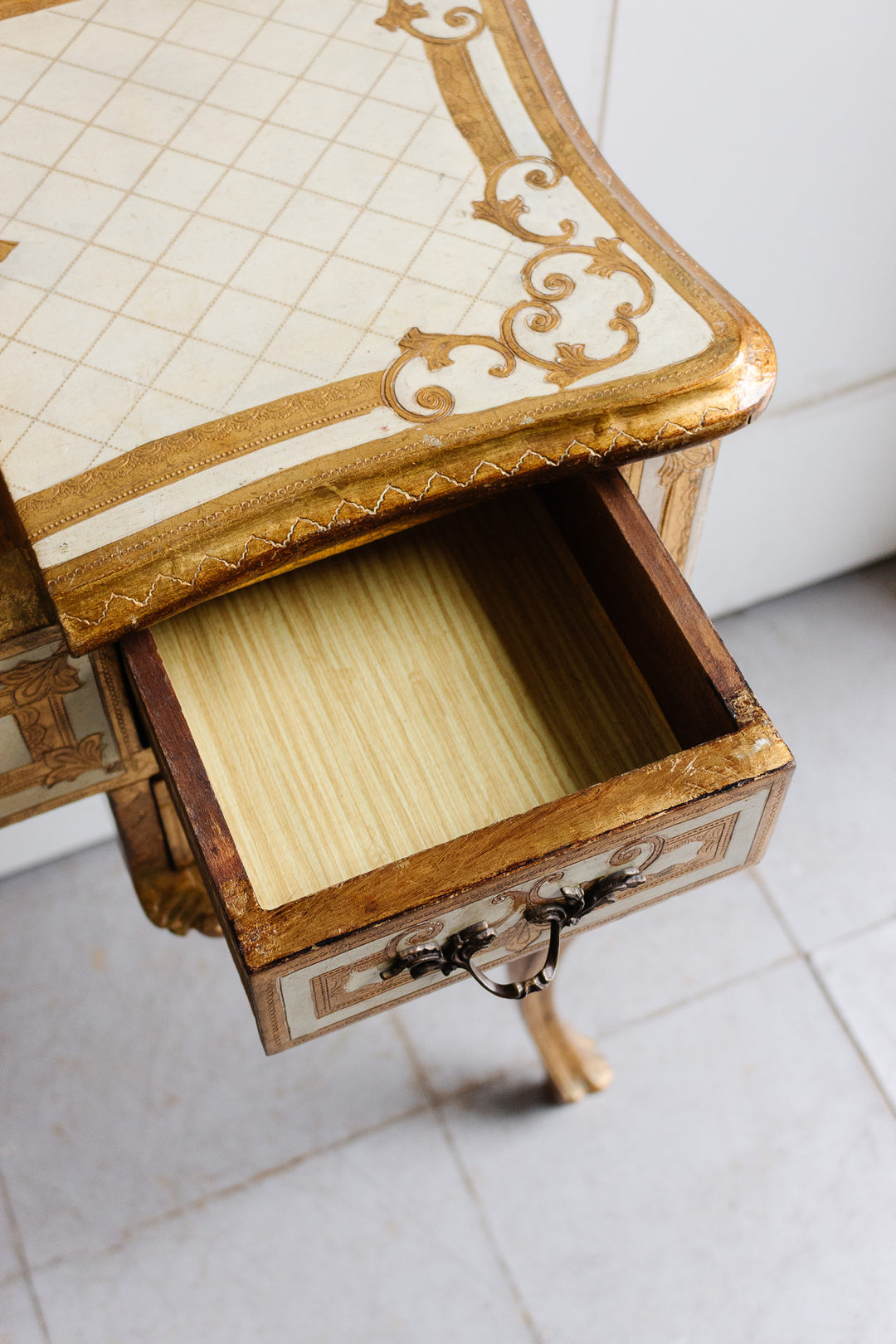 vintage italian florentine vanity