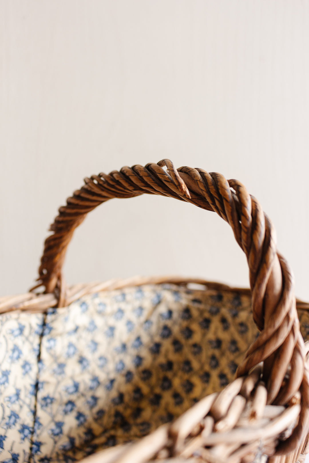 vintage french fabric lined panier