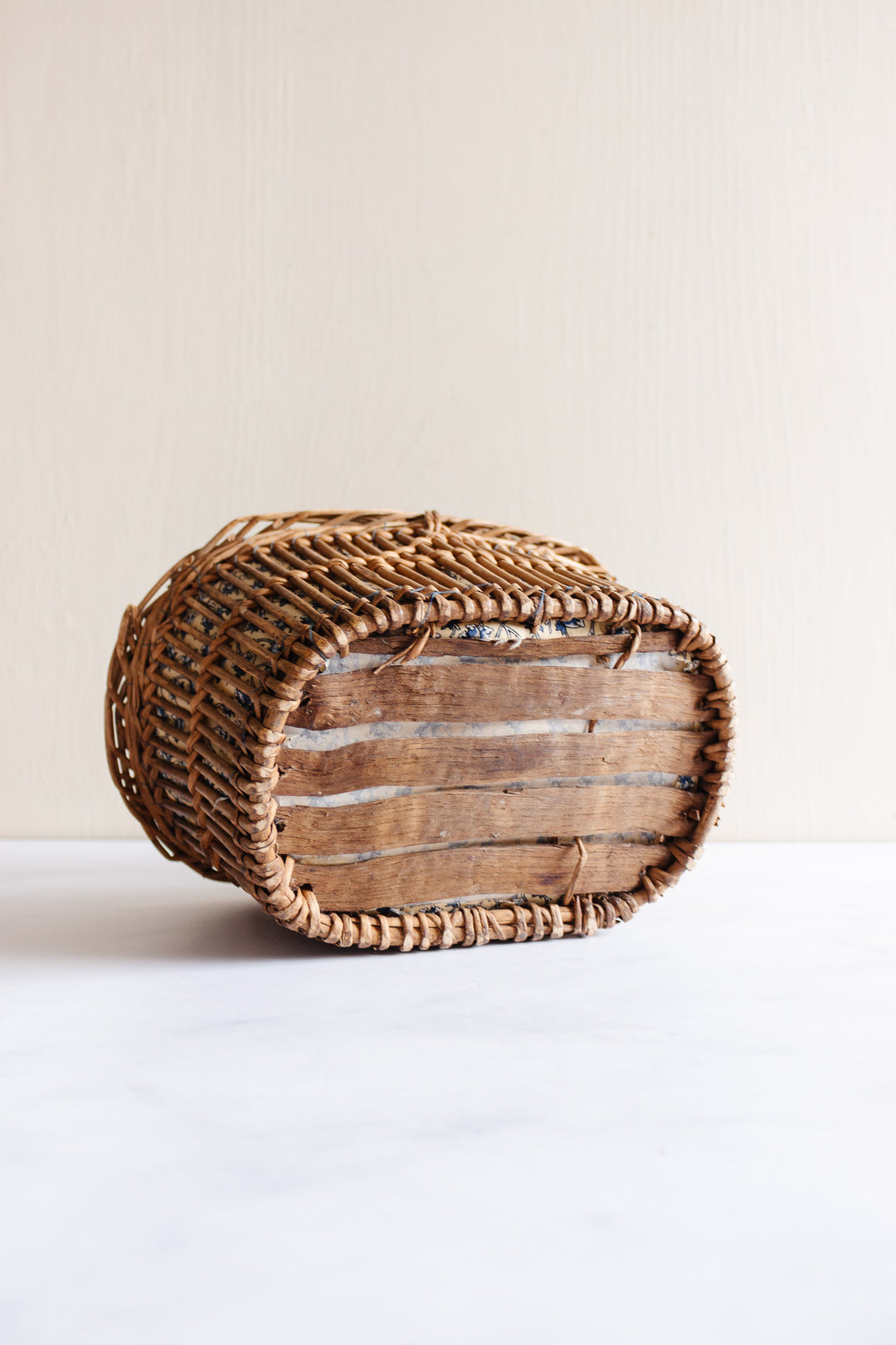 vintage french fabric lined panier