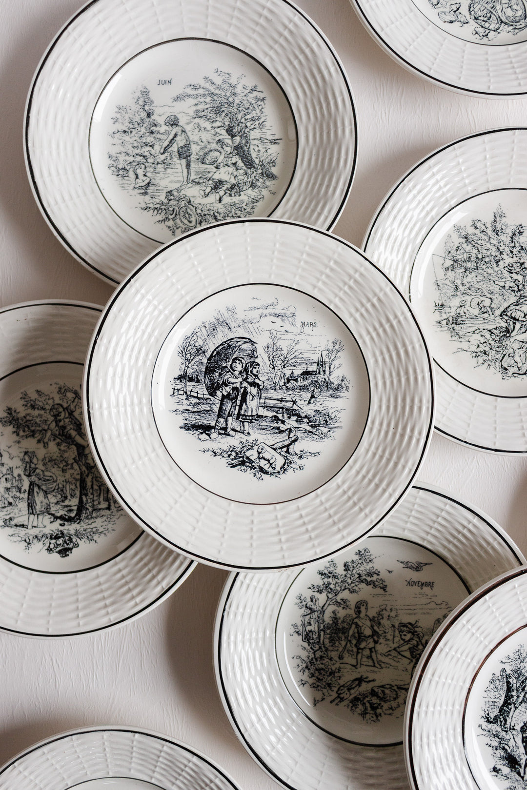 digoin sarreguemines "les mois" talking plates