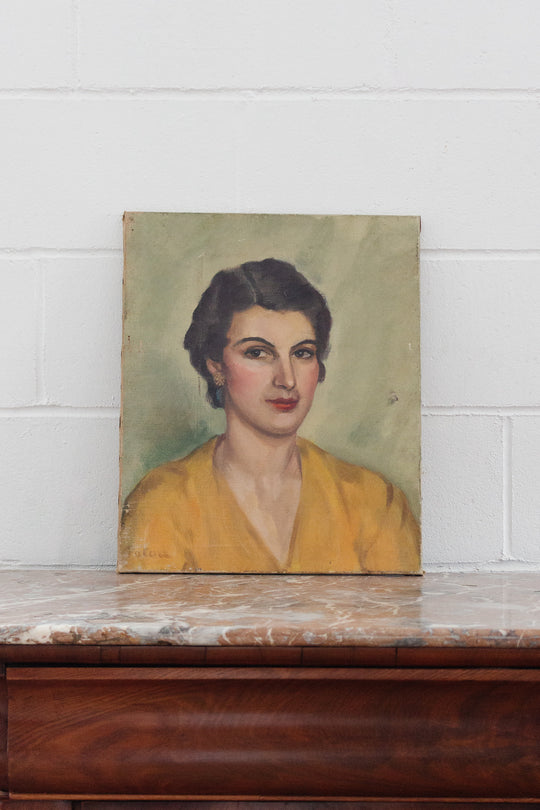 la madame en jaune