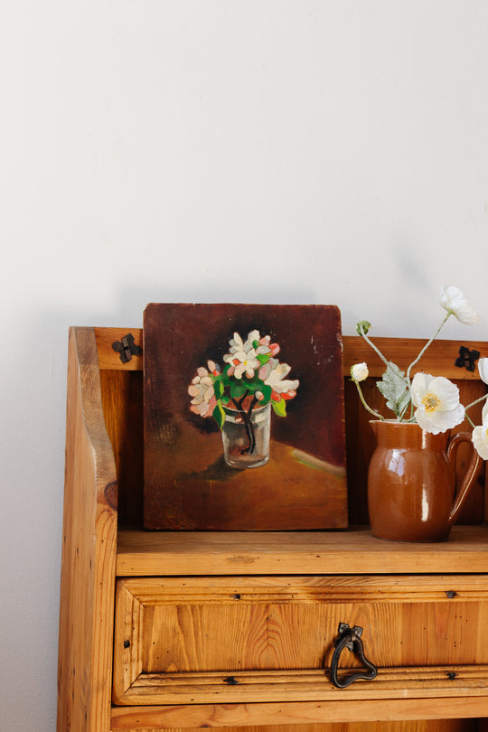 une tasse de fleurs