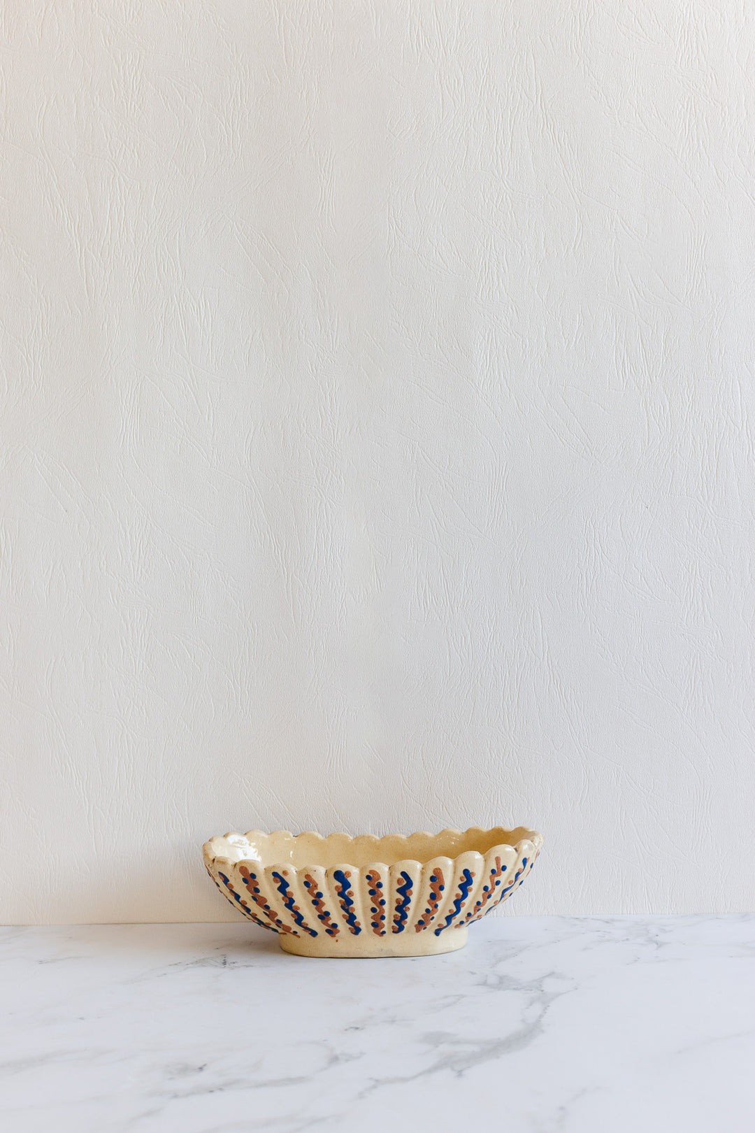 1930s bunzlau hand painted scalloped ceramic bowl