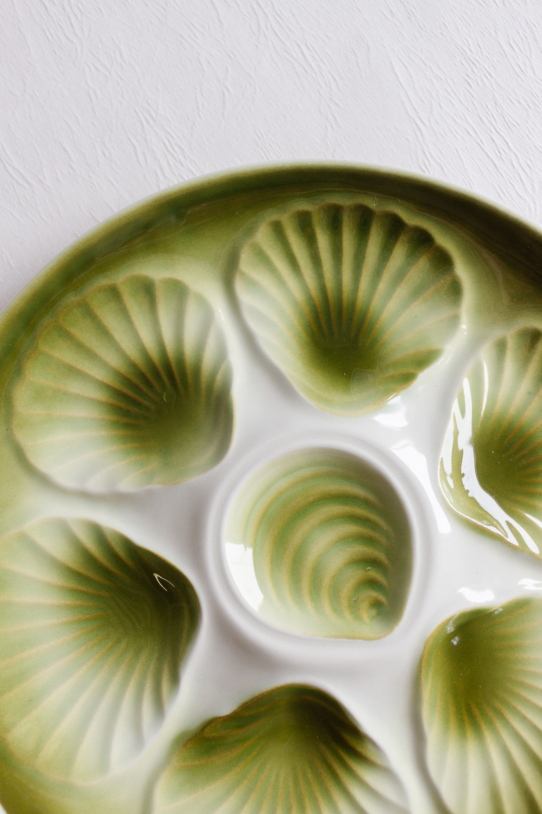 vintage french "moulin des loups" oyster plates