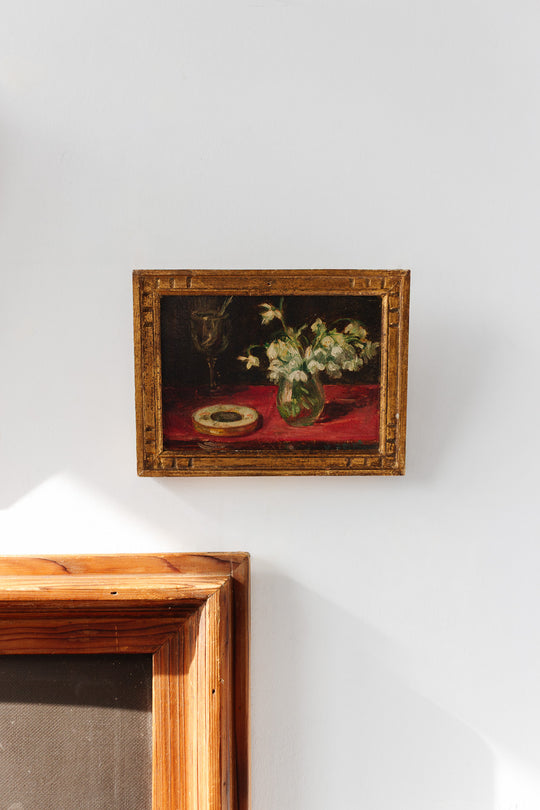 fleurs blanches dans un vase