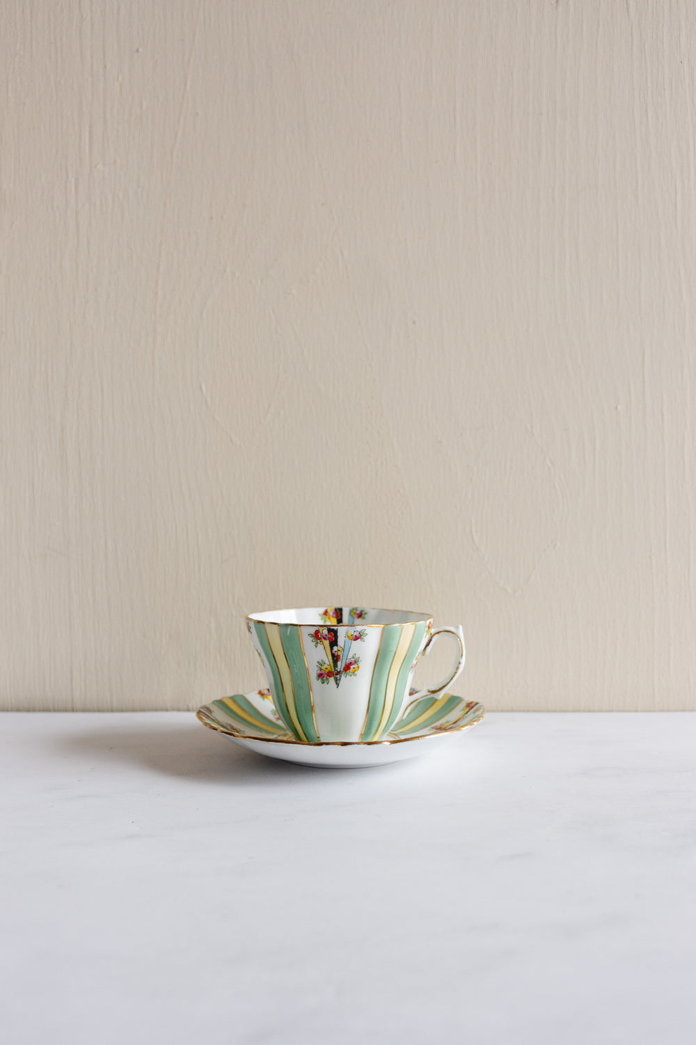 art deco royal albert hand painted teacup