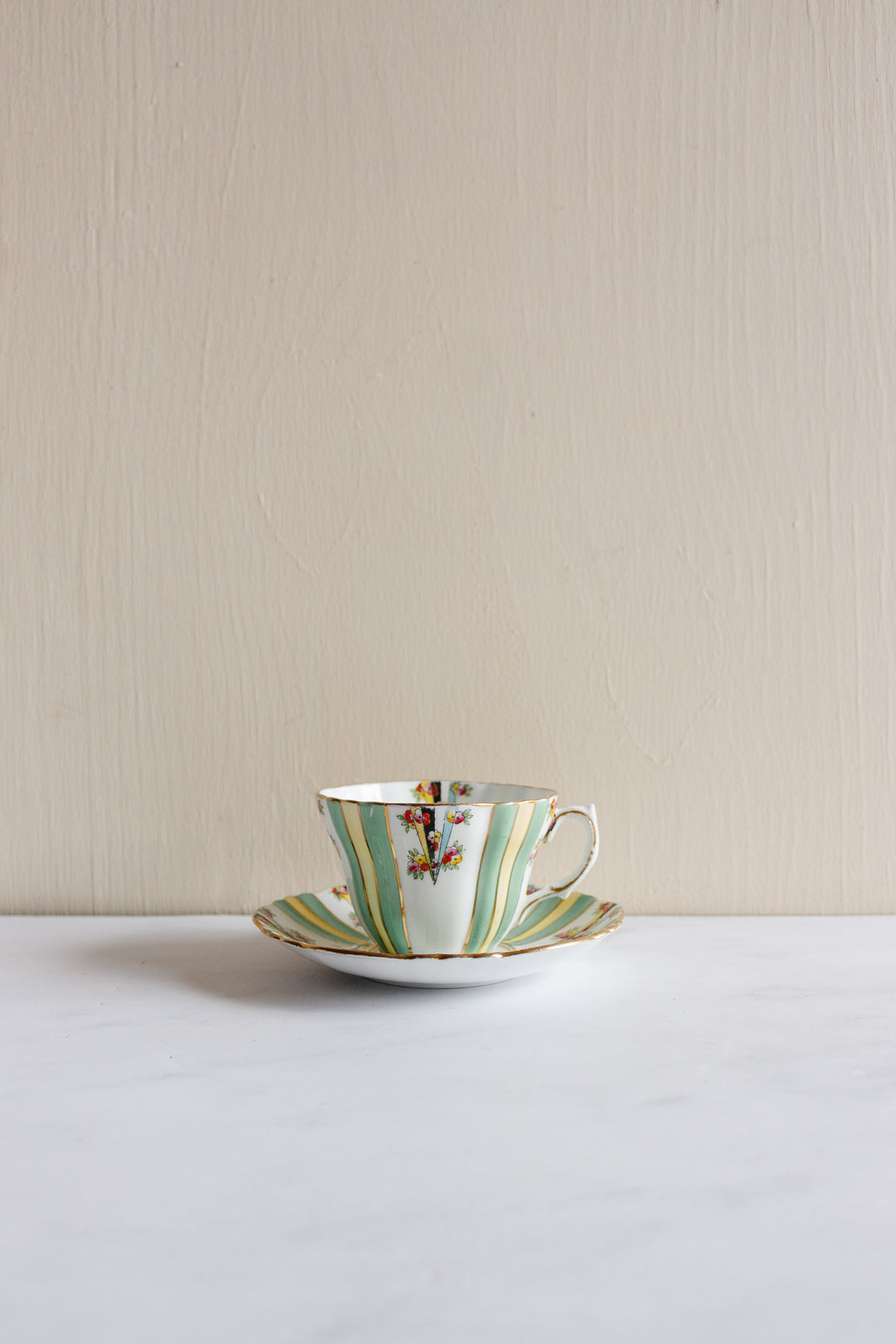art deco royal albert hand painted teacup
