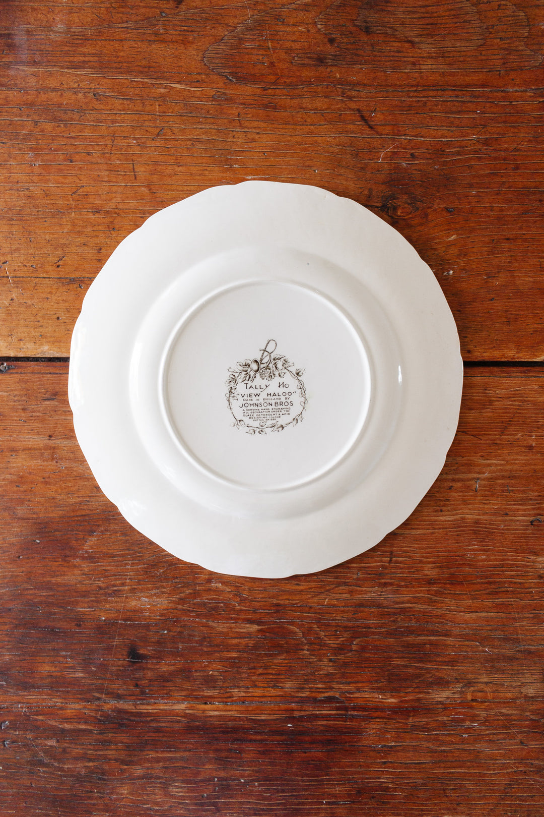 antique Johnson Bros "tally ho" fox hunt plate