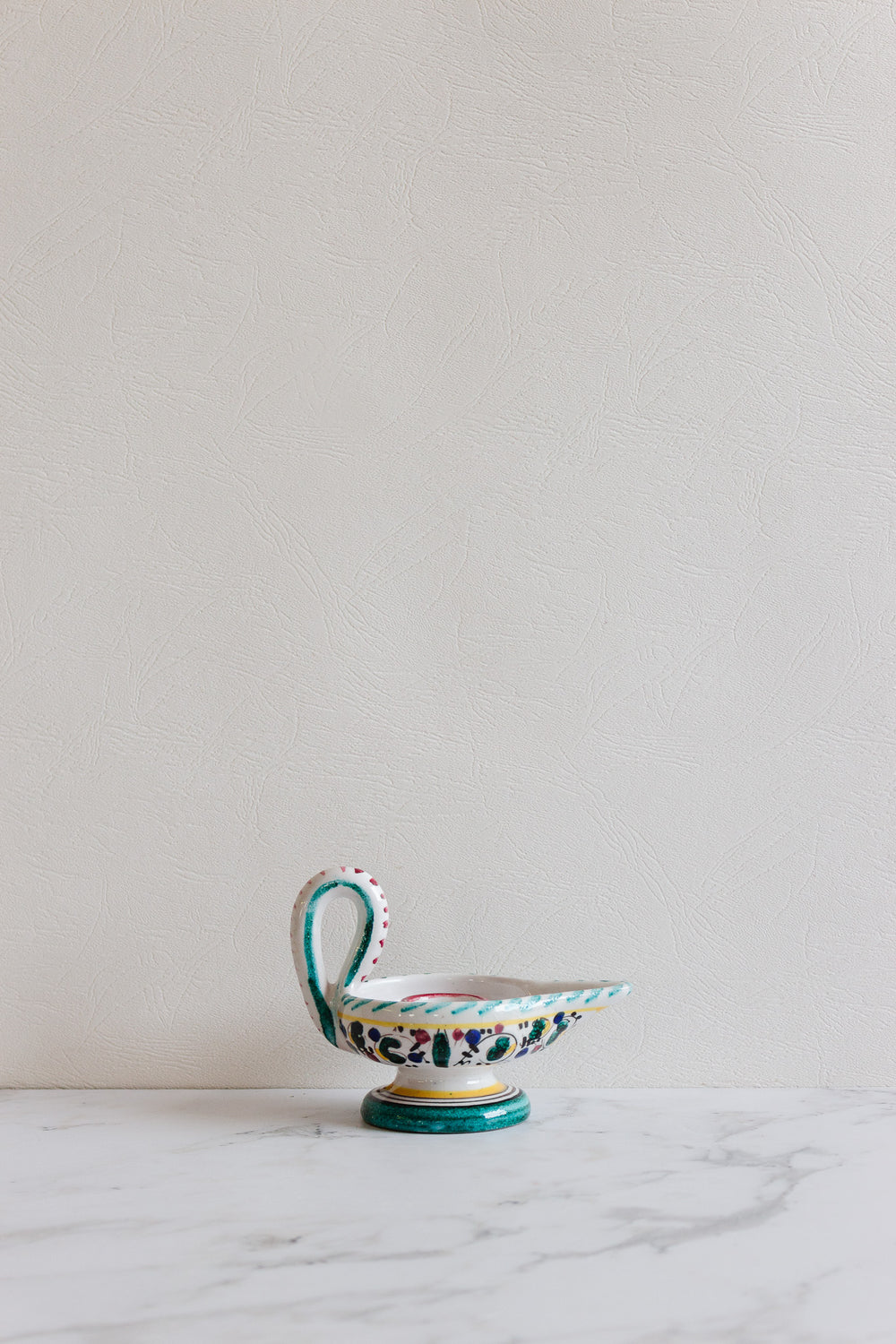 vintage italian Aladdin style chamberstick