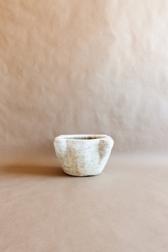 18th century French marble mortar - Joliette