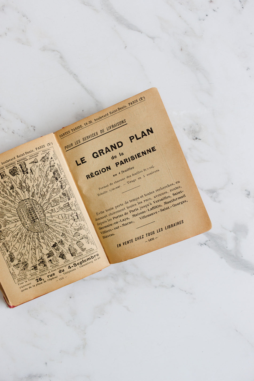 "paris par arrondissement" guide book
