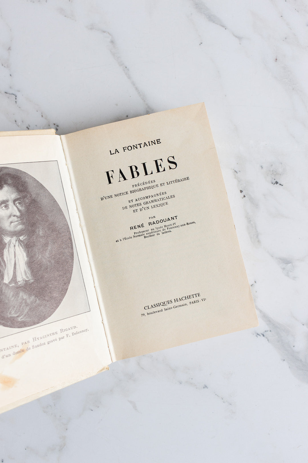 1929 french school edition — fables by jean de la fontaine