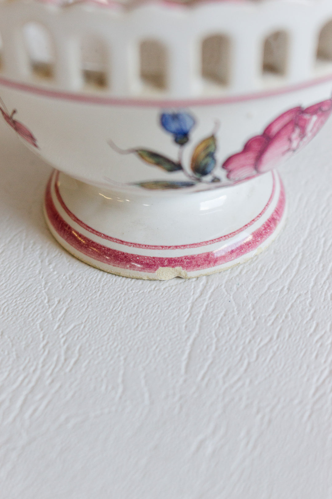 vintage french "boîte bonbonnière" with bird finial