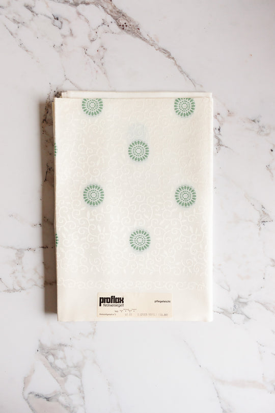 vintage "new old stock" german table cloth set with linen napkins