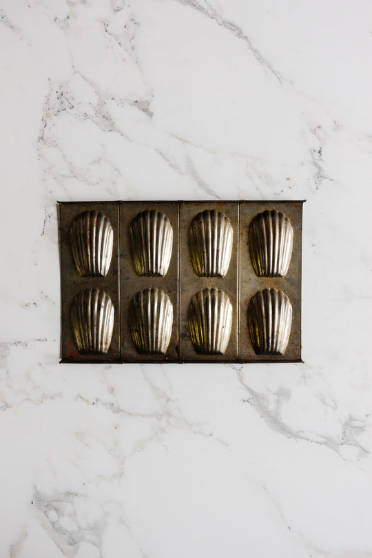 vintage french boulangerie madeline tray, large