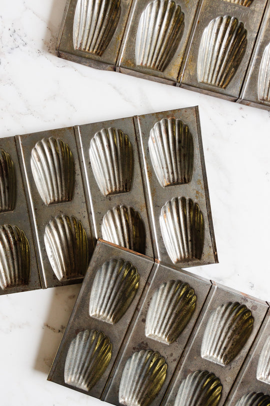 vintage french boulangerie madeline tray, large