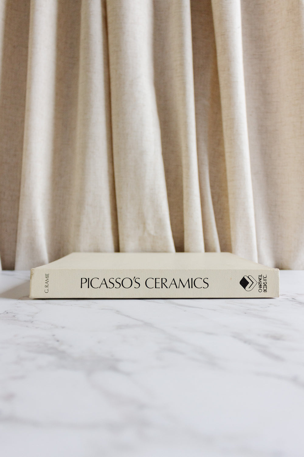 "picasso's ceramics" vintage coffee table book