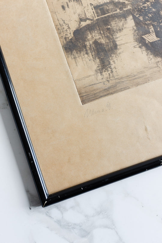 historische häuser am wasser