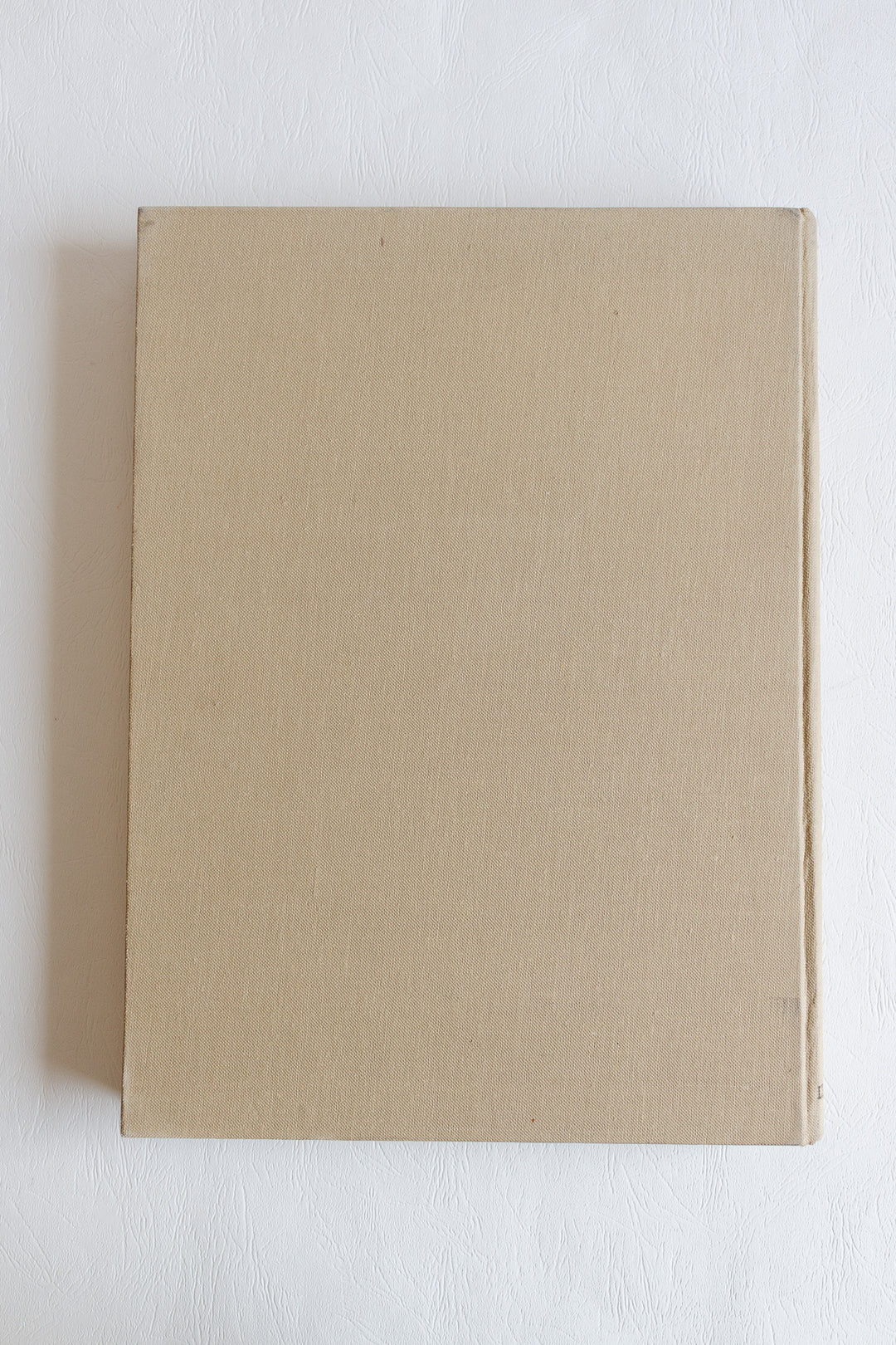 vintage french coffee table book "demeures inspirées et sites romanesques"