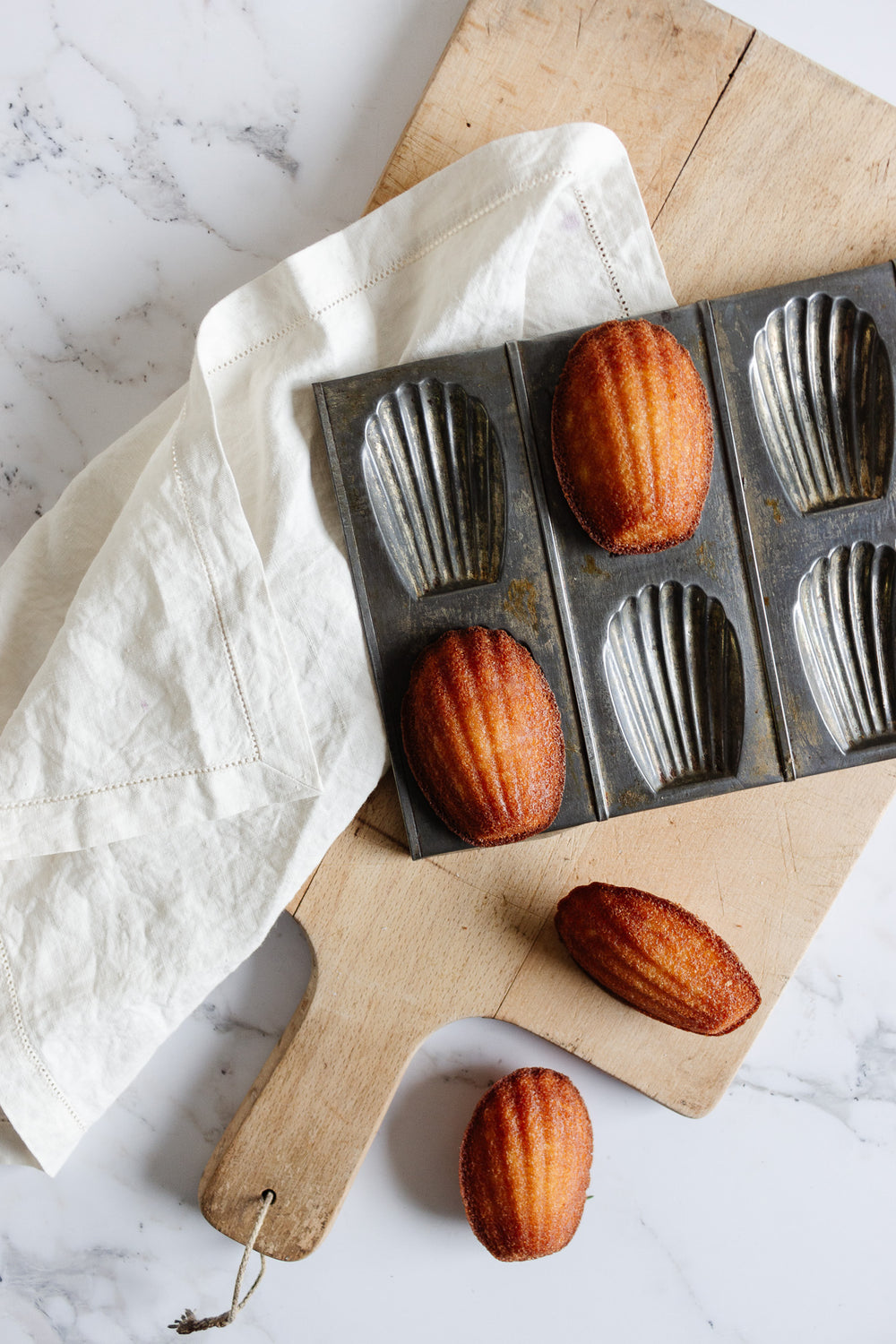 vintage french boulangerie madeline tray, large