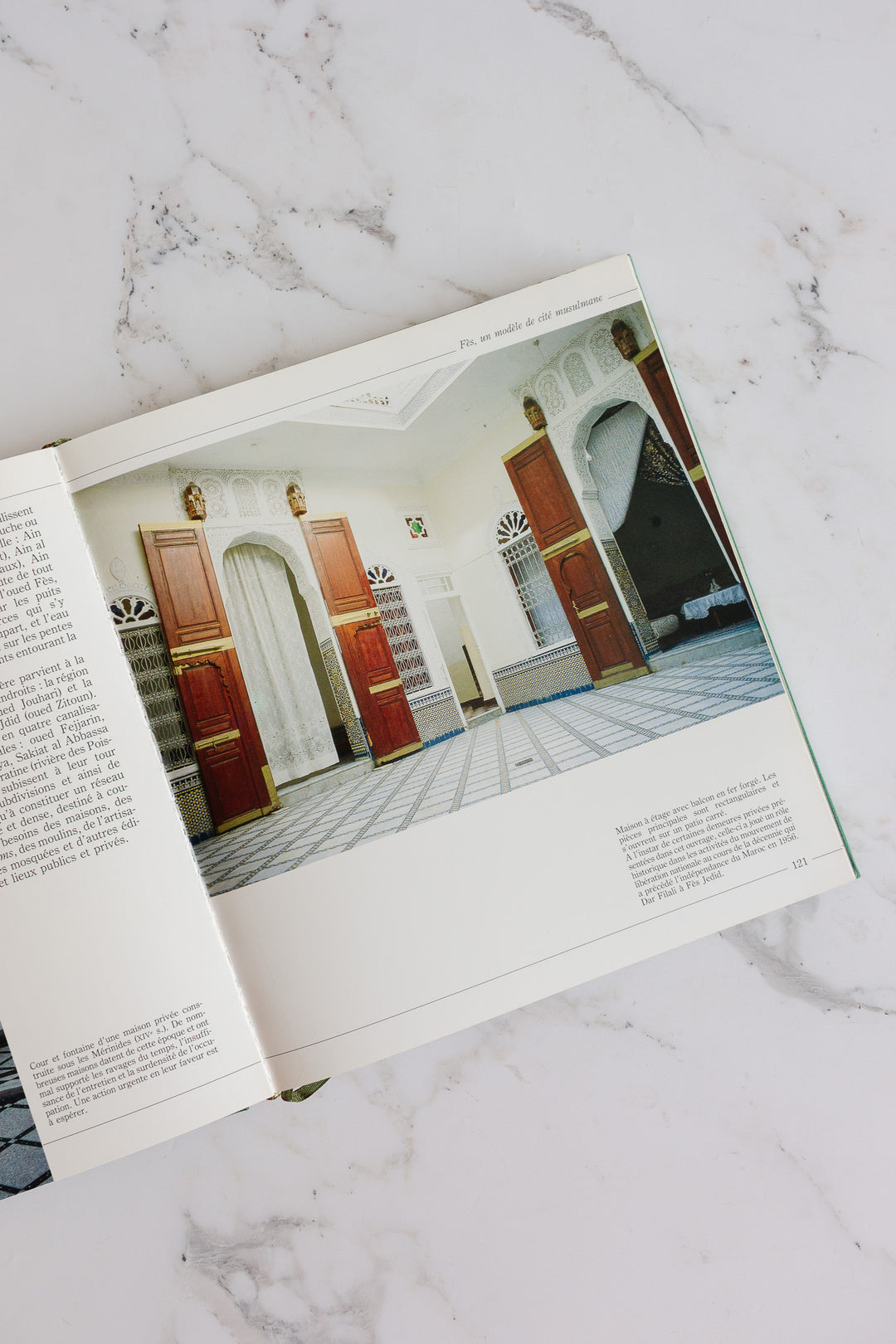 "fès cité de l'art et du savoir" vintage Moroccan art book