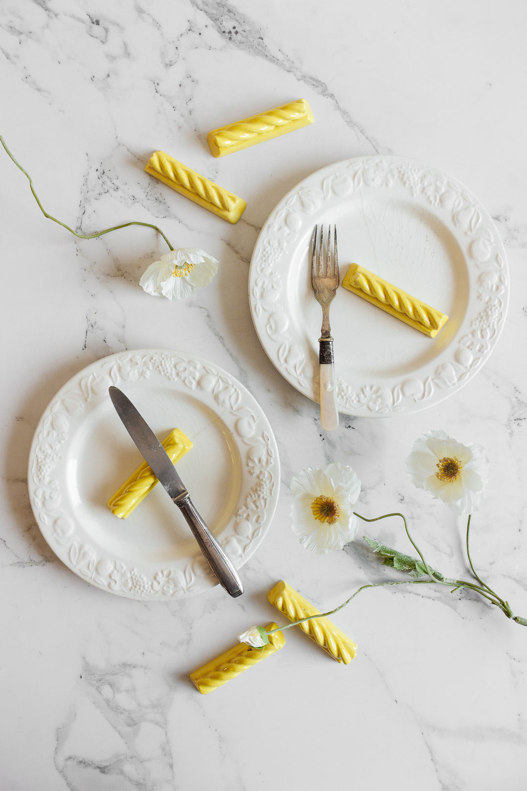 set of 6 vintage french yellow ceramic knife rests