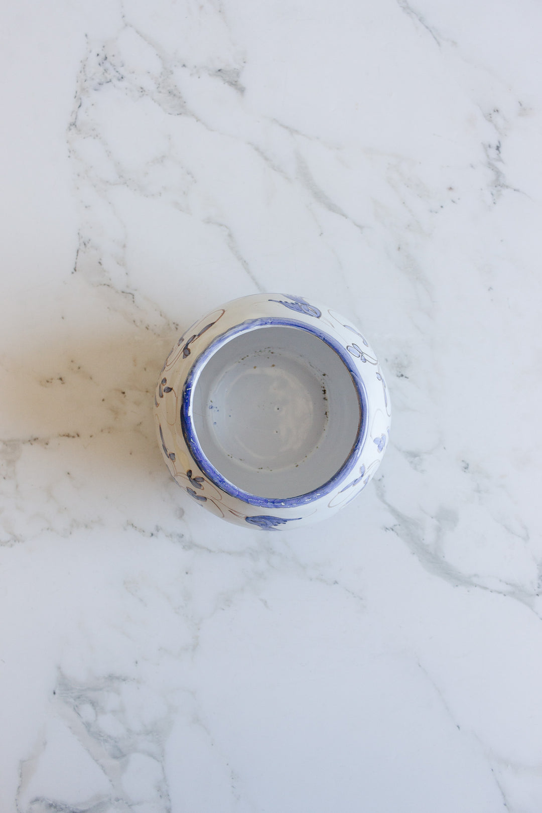 vintage french handpainted blue and white moustiers vase