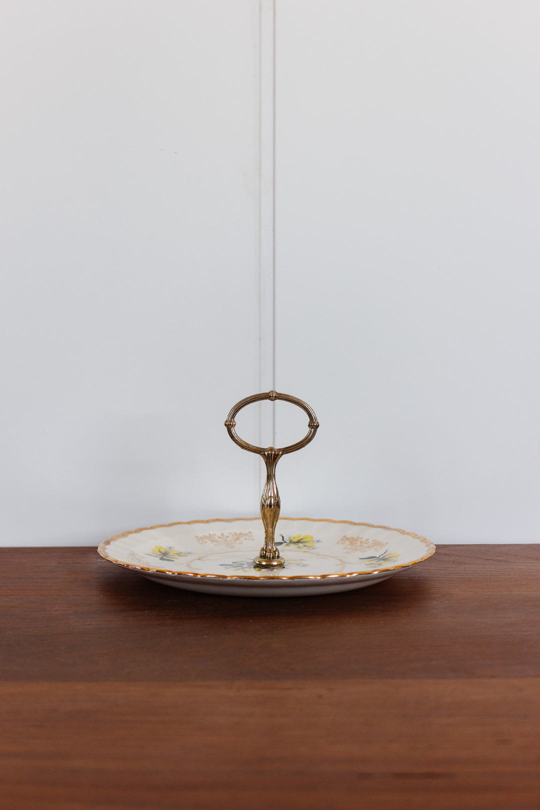 midcentury wood and sons cake plate