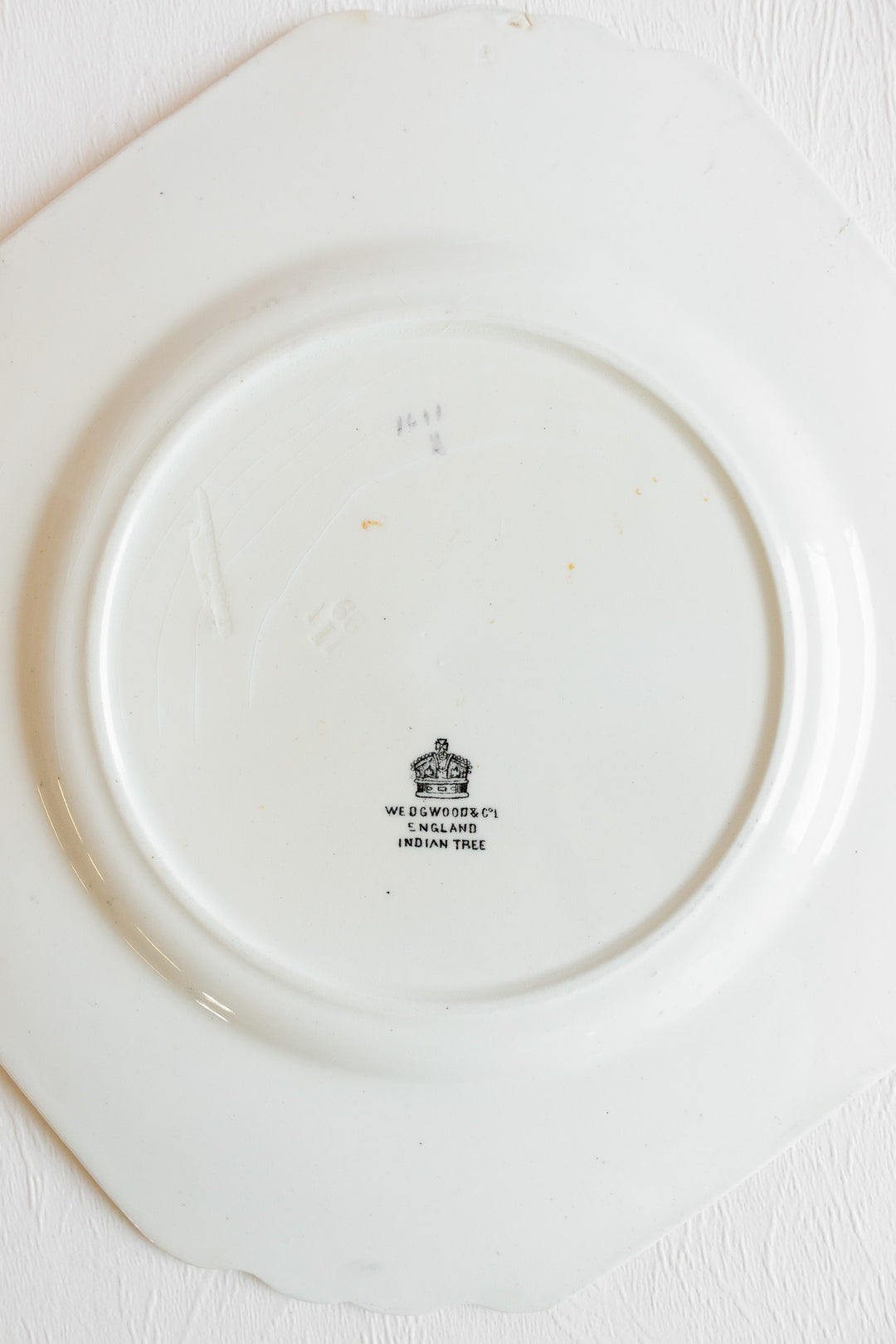 midcentury wedgwood "Indian tree" cake plate