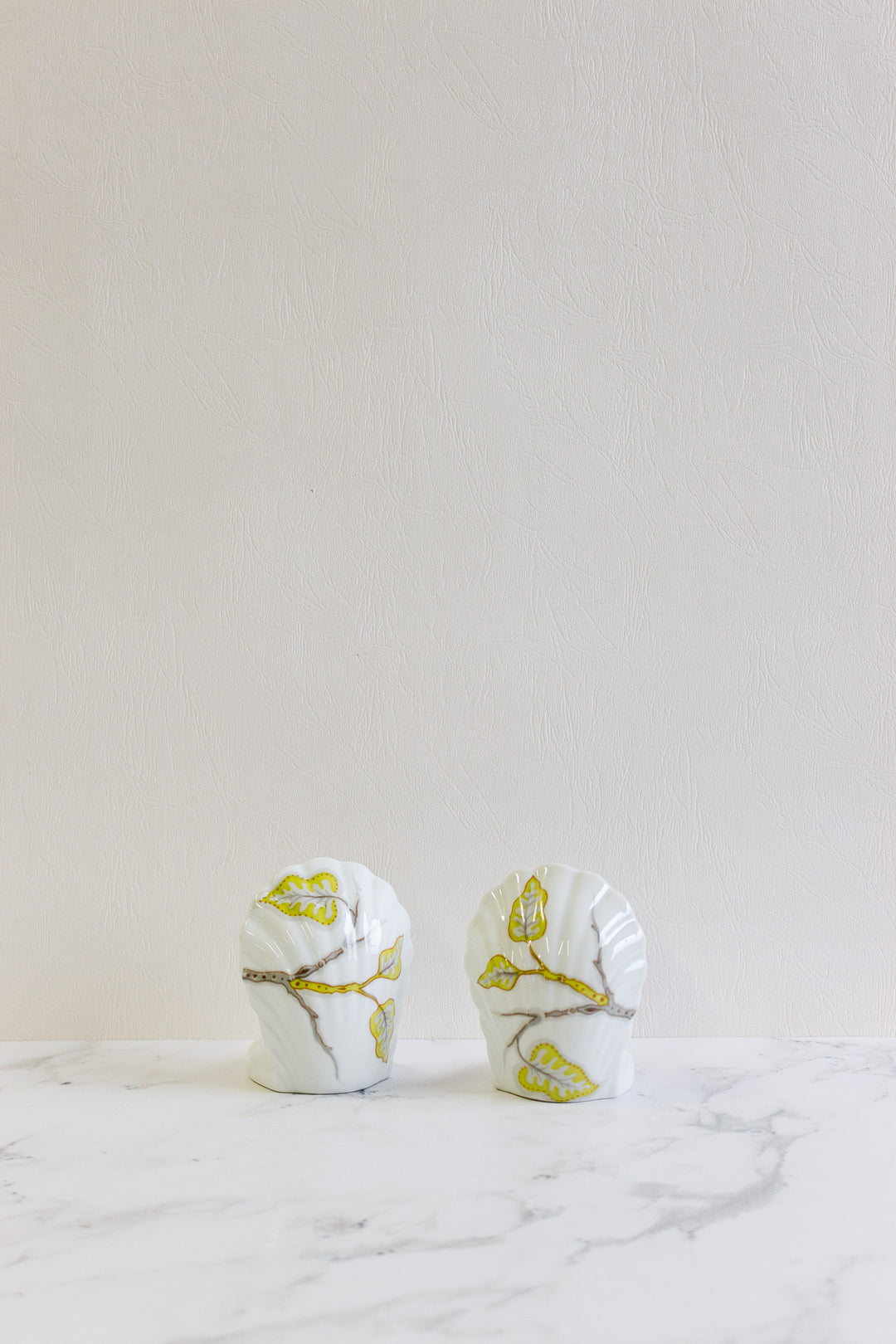 vintage french porcelaine de paris towel bar