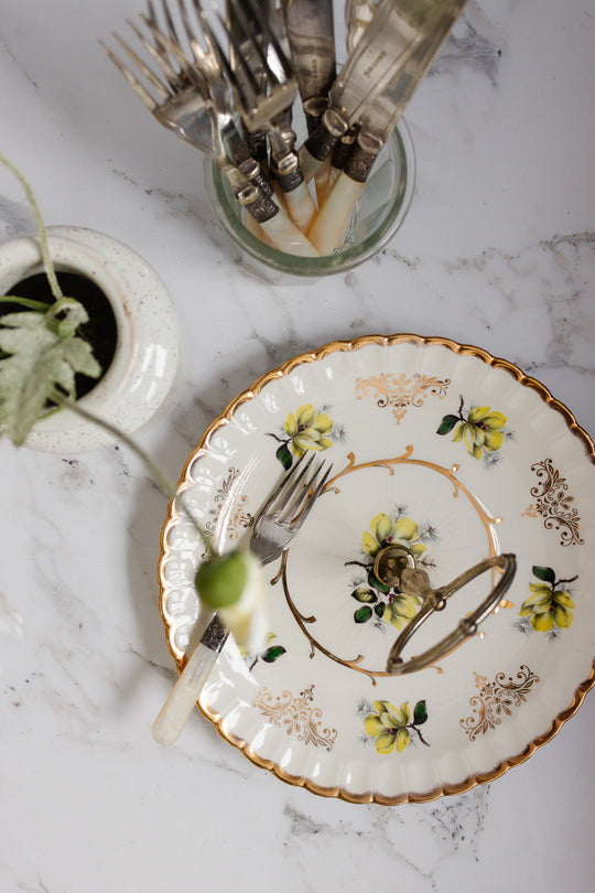 midcentury wood and sons cake plate