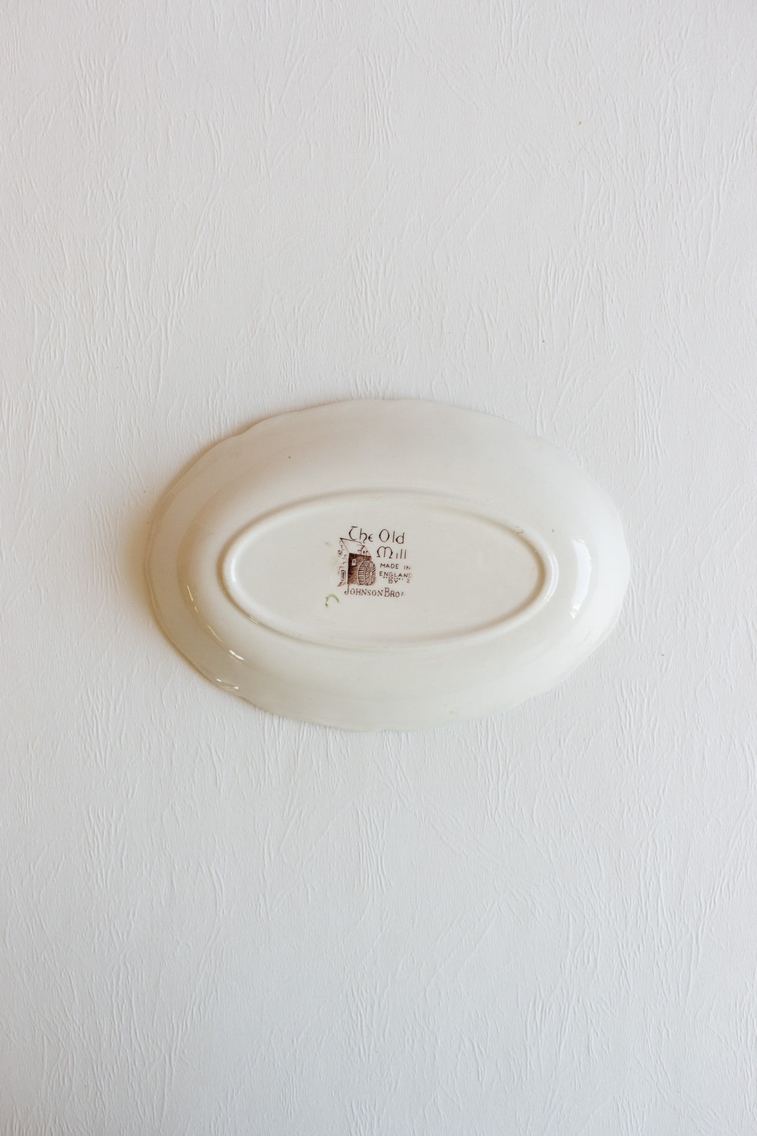 midcentury Johnson brothers oval dish from "the old mill" collection