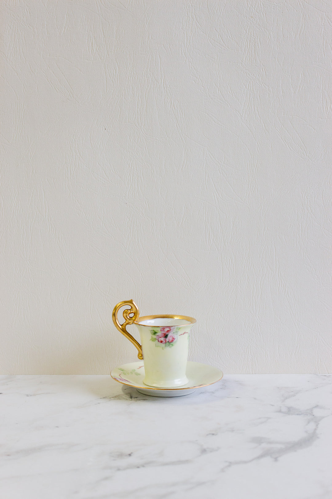 set of four 1930s rosenthal bavaria demitasse cups and saucers with 22k gold plating