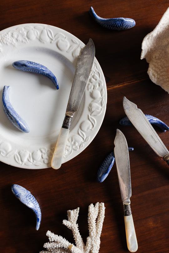 vintage french set of 6 "poissons" porte-couteaux
