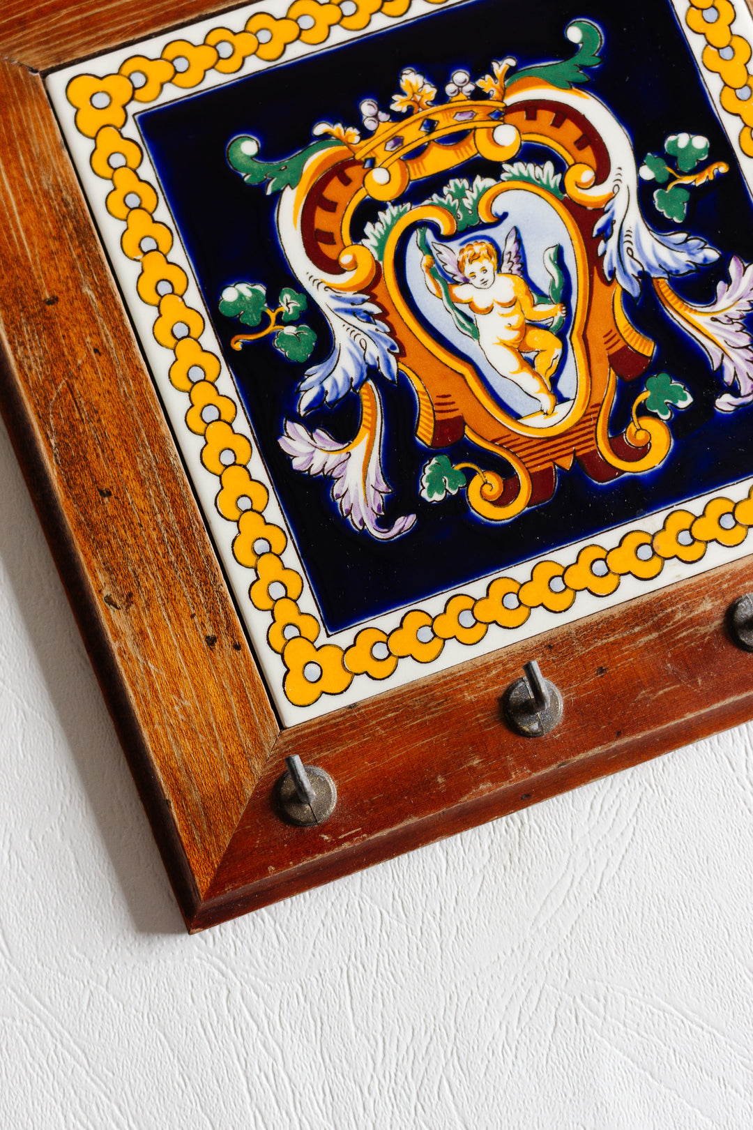 vintage french gien tile key holder