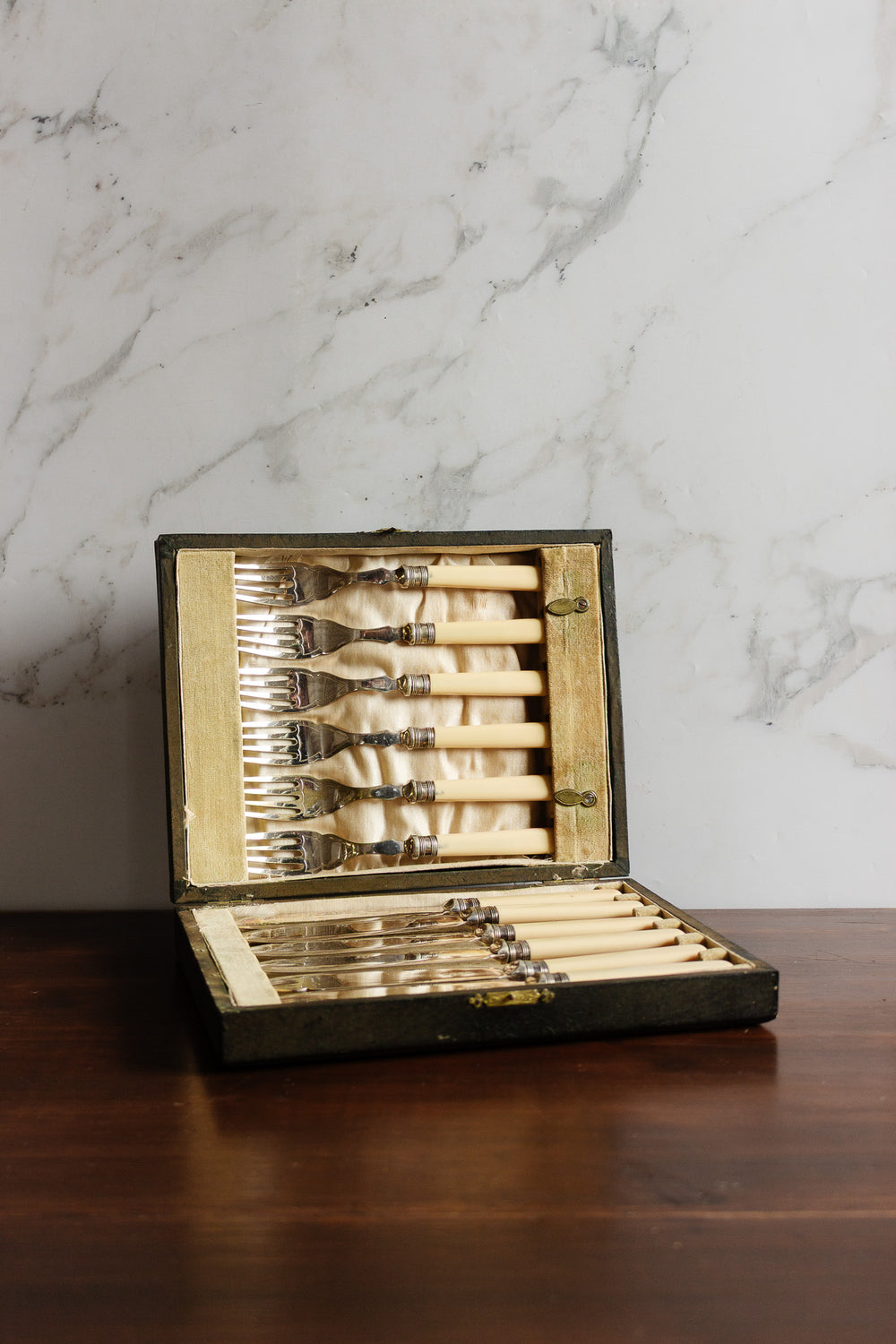vintage english sheffield fish cutlery set