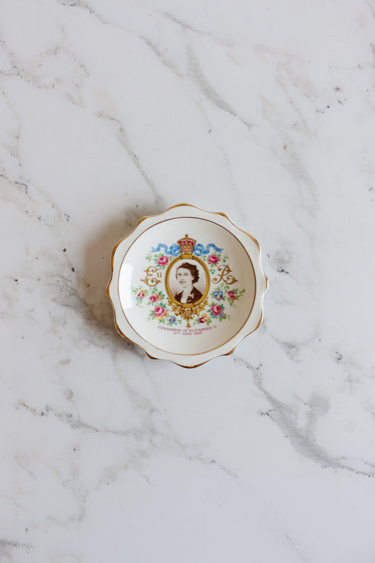 1953 royal albert bone china, coronation of Elizabeth II dish