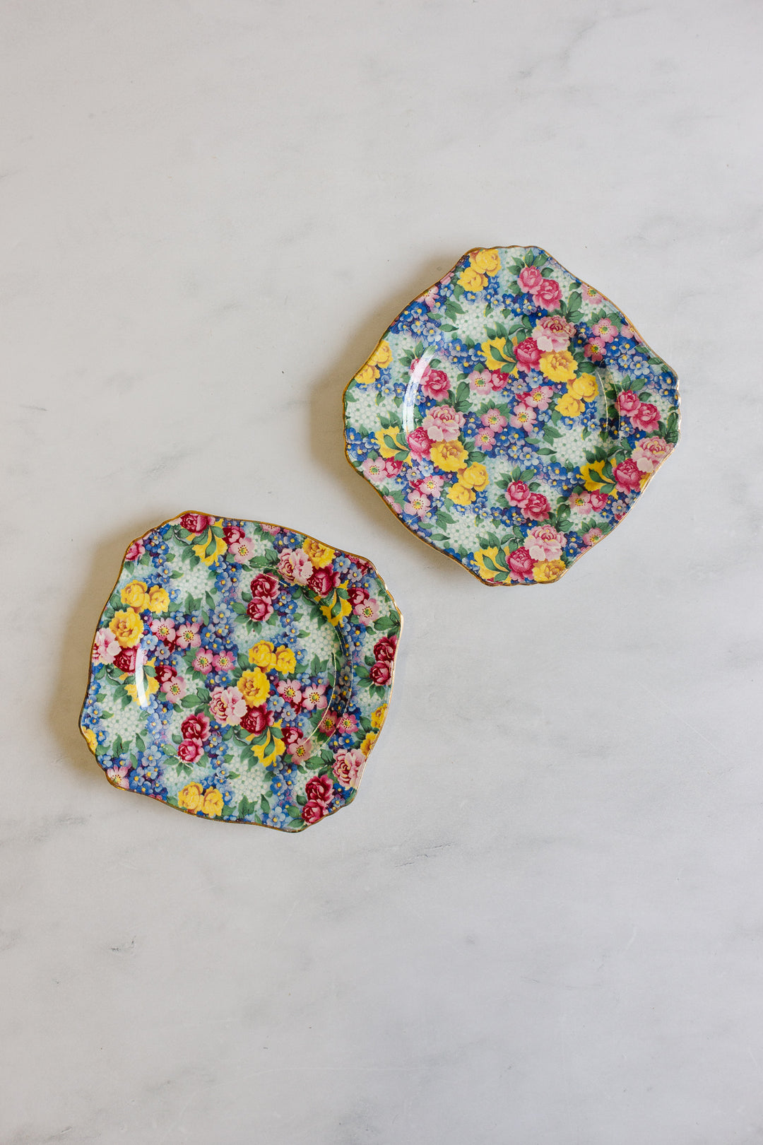 pair of vintage English royal winton porcelain floral chintz plate "julia"