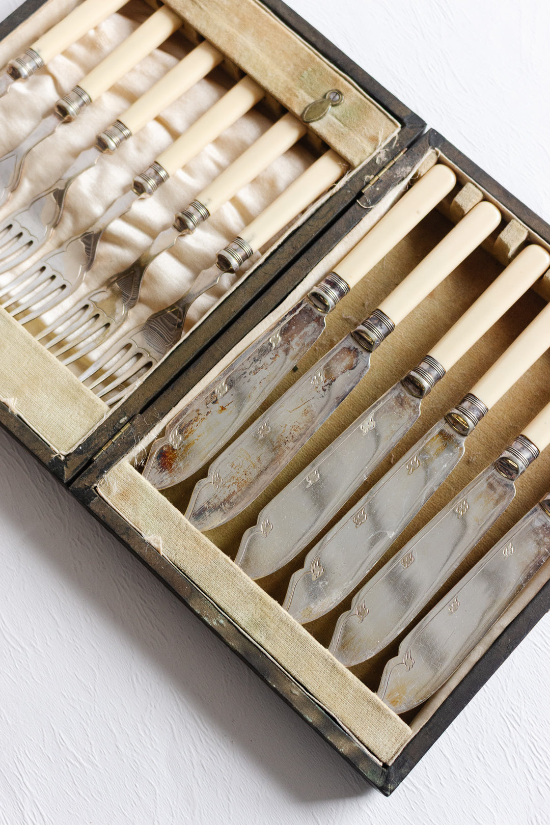 vintage english sheffield fish cutlery set
