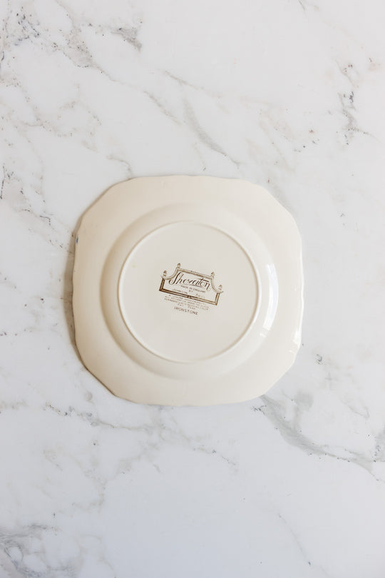 Johnson Bros “Sheraton” Dishware Set (circa 1944–1955)