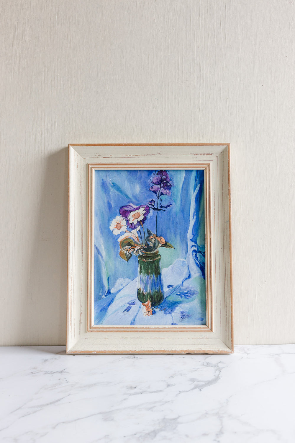 l'ombre du vase et fleurs